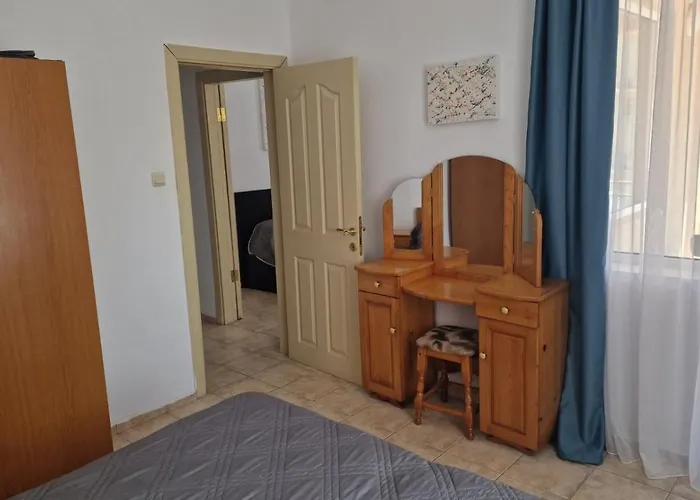 Two Bedroom - двуспален Apartment *